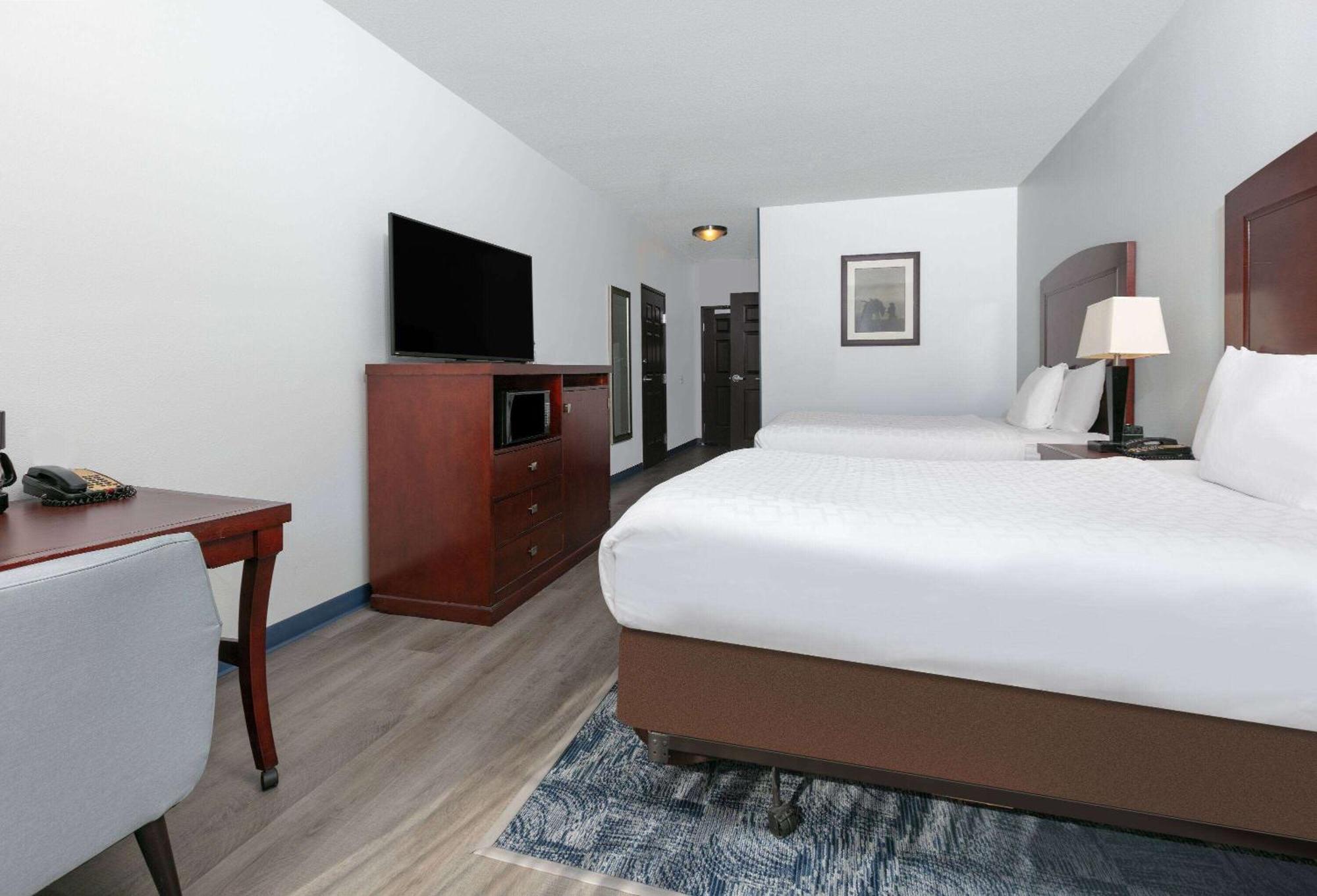 La Quinta By Wyndham Fort Worth Ne Mall Хърст Екстериор снимка