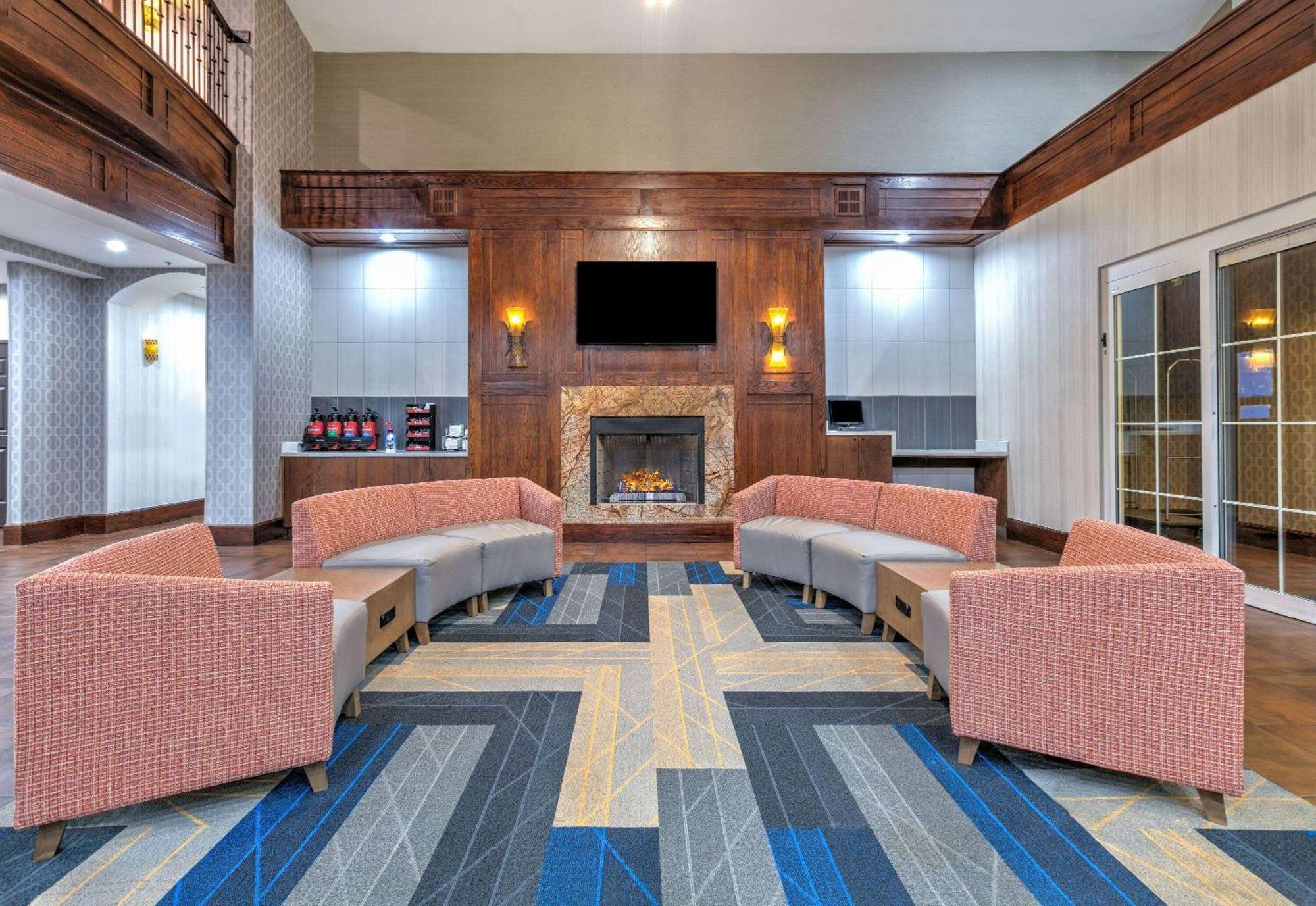 La Quinta By Wyndham Fort Worth Ne Mall Хърст Екстериор снимка